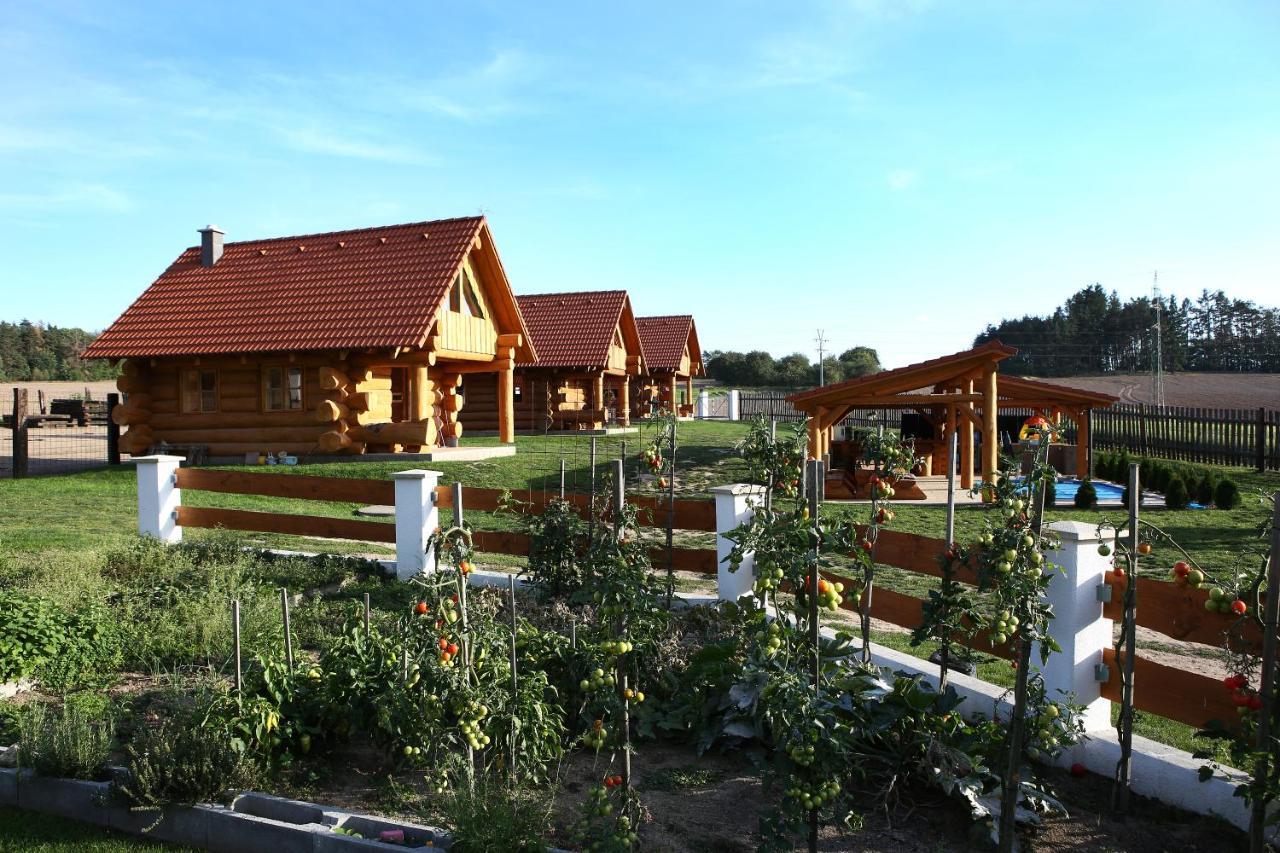 Na Samote Ve Srubu Villa Plzen Luaran gambar