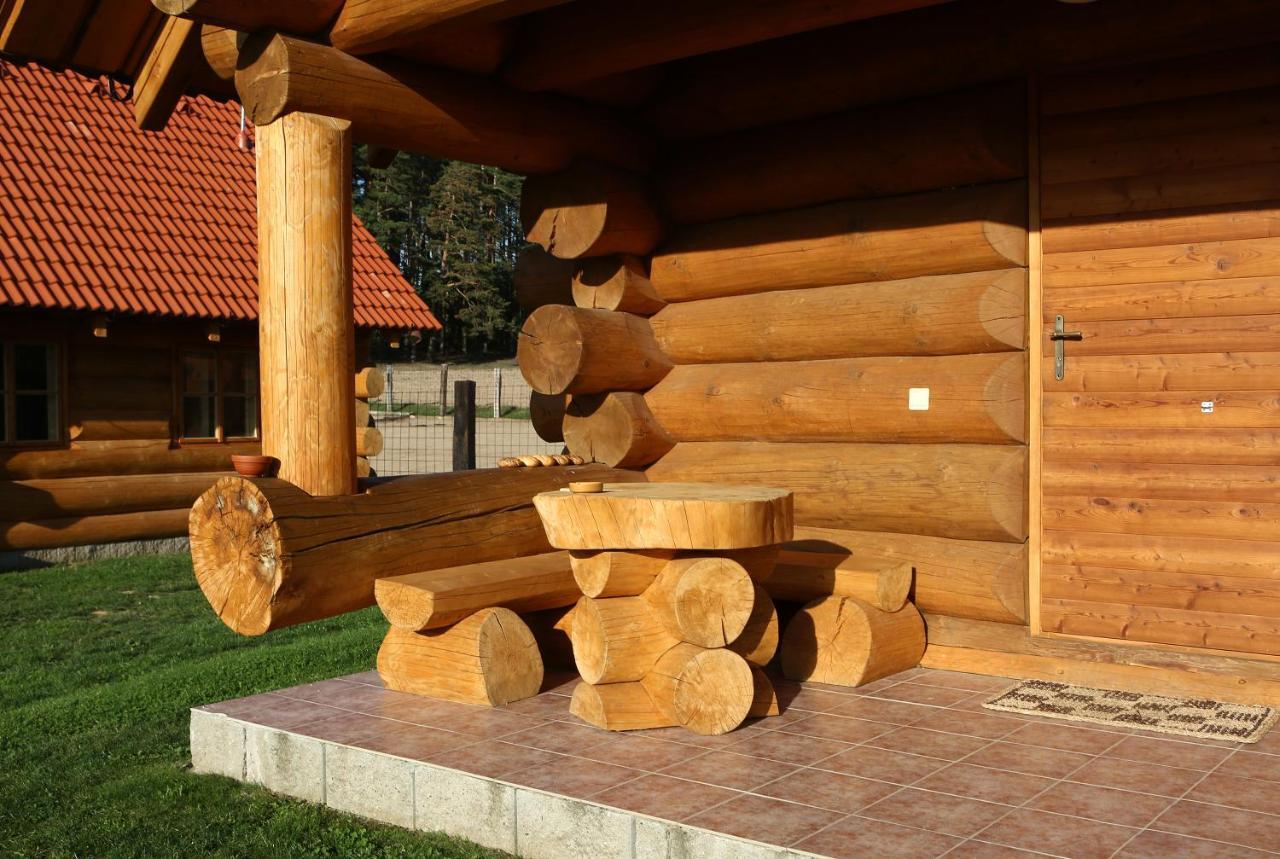 Na Samote Ve Srubu Villa Plzen Luaran gambar